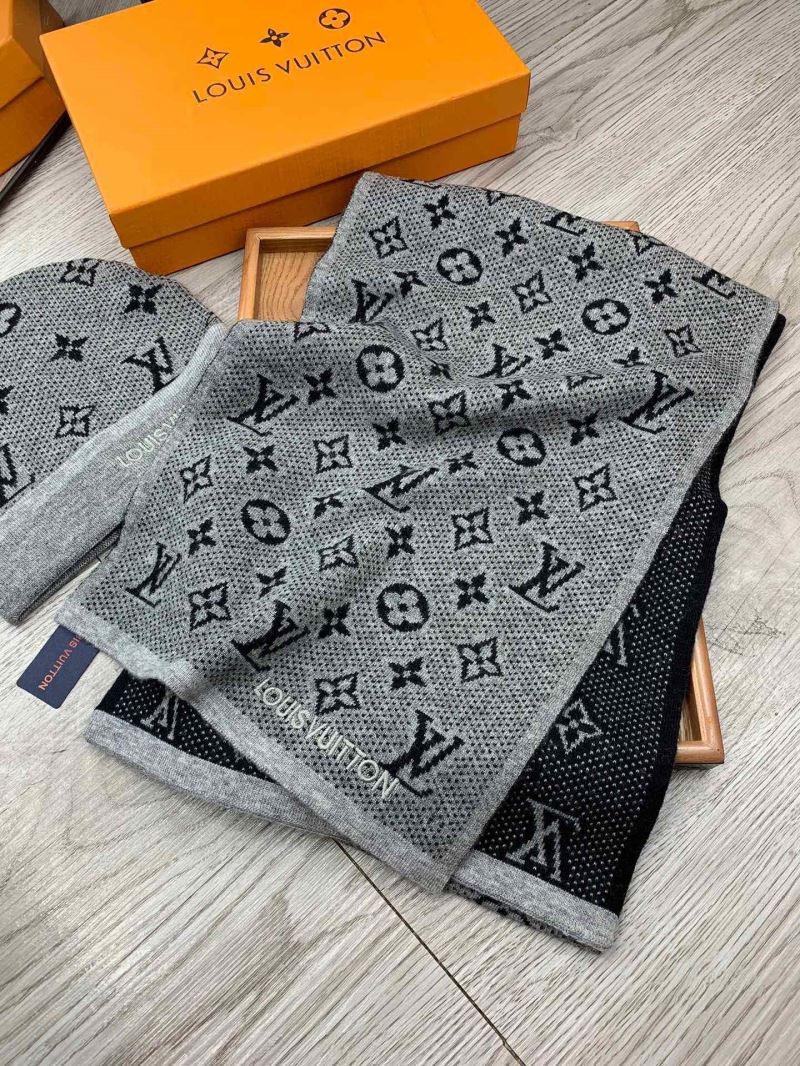 Louis Vuitton Caps Scarfs